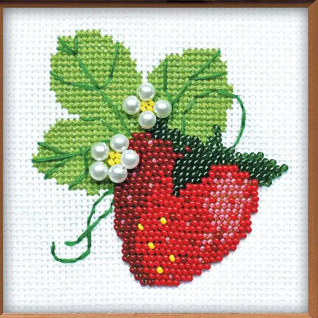 Riolis Beaded Cross Stitch Kit- 'Strawberry' (1165)