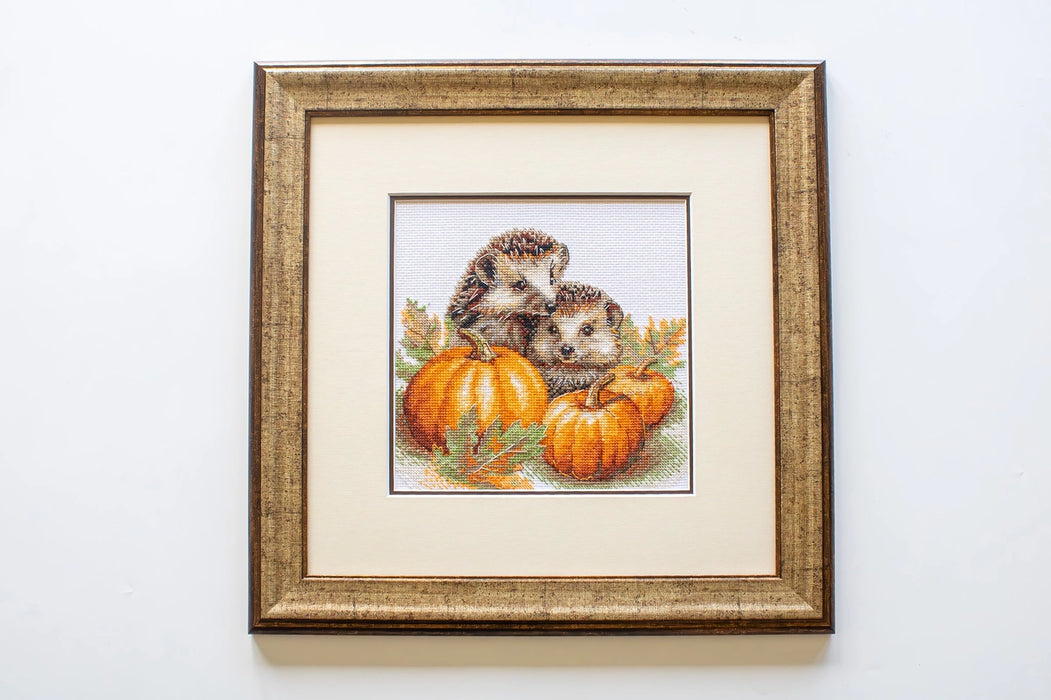 Aine Cross Stitch Kit- 'Hedgehogs in the Harvest Pumpkins' (A1021)