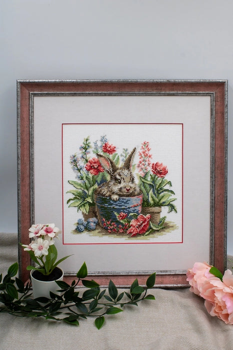 Aine Cross Stitch Kit- 'Blooming Bunny' (A1030)