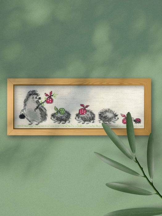 Riolis Cross Stitch Kit- 'Hedgehogs' (1711)