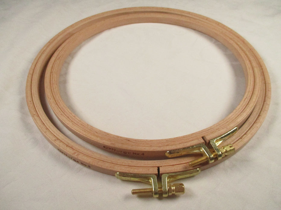 Nurge wooden hoop