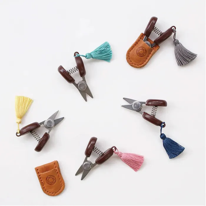 Cohana Seki Mini Scissors (Pink Tassel)