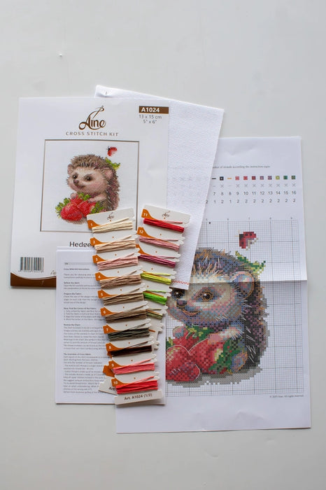 Aine Cross Stitch Kit- 'Hedge Hug' (A1024)