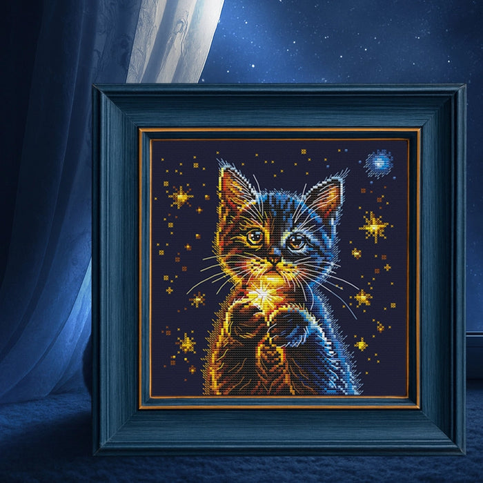 Collection D'Art Cross-Stitch Kit- 'Cat Holding Star' (BC8116)