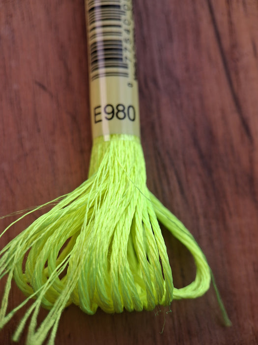 DMC Light Effects Thread-E980 (Neon Yellow)