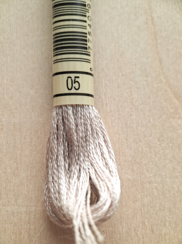 DMC- Beige