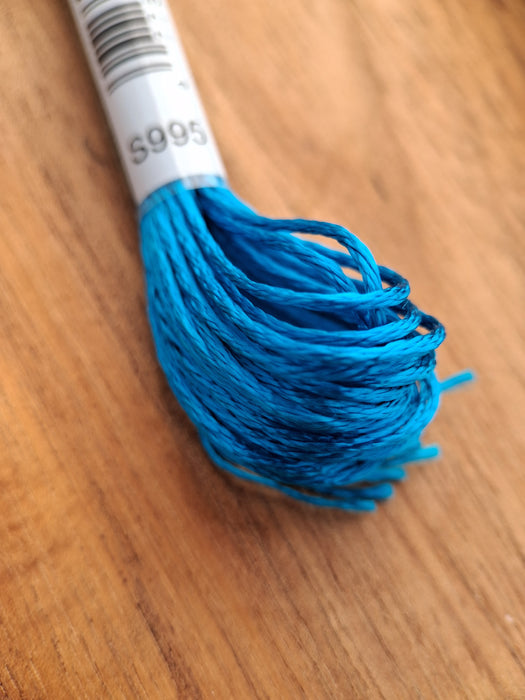 DMC Satin Thread- S995 (Plunge Pool)
