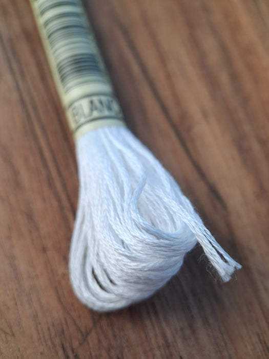 DMC Stranded Cotton Thread- Blanc