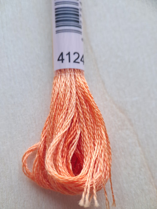 DMC Color Variations Thread- 4124 (Pumpkin Spice)