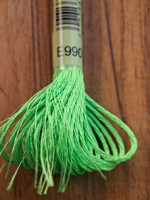 DMC Light Effects Thread-E990 (Neon Green)