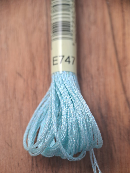 DMC Light Effects Thread-E747 (Pearlescent Blue Sea Mist)